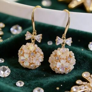 Holiday Floral Cluster Drop Earrings Shell Flower & Crystal Dangle